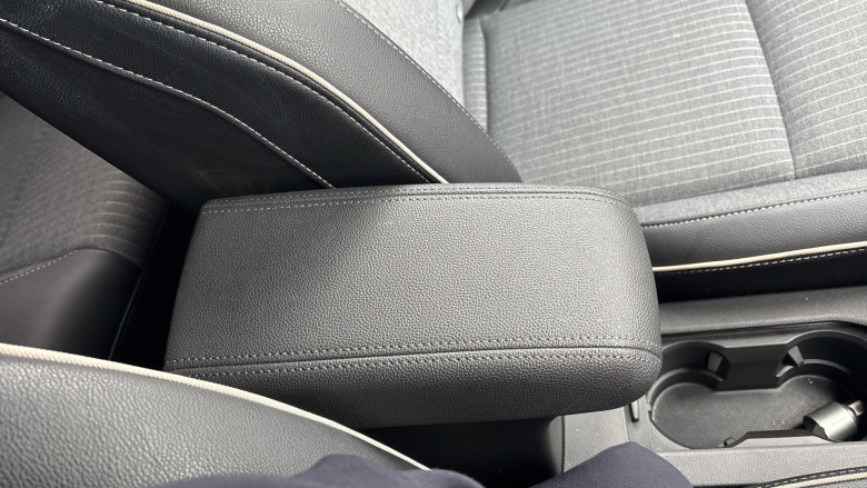 Renault Clio 1.6 E-TECH Hybrid 140 Lutecia SE 5dr Auto Hybrid Hatchback